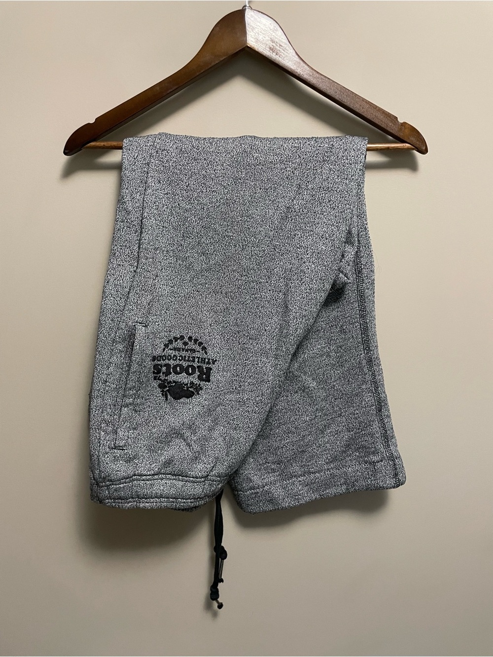 Roots Athletic Goods Grey Sweatpants Men Women Medium